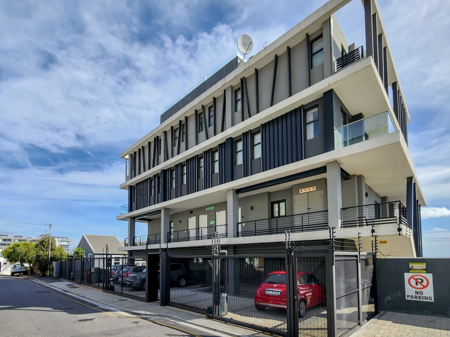 2 Bedroom Property for Sale in Sea Point Western Cape